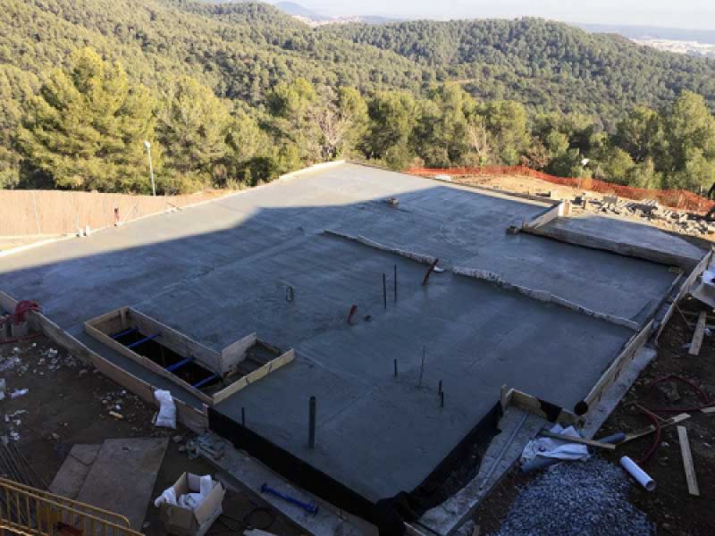 Pavimentación del forjado de los cimientos