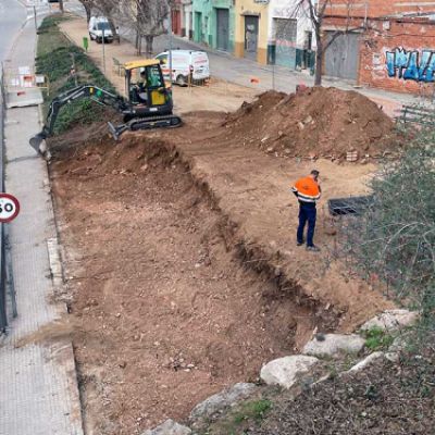 Preparació del terreny amb anivellació